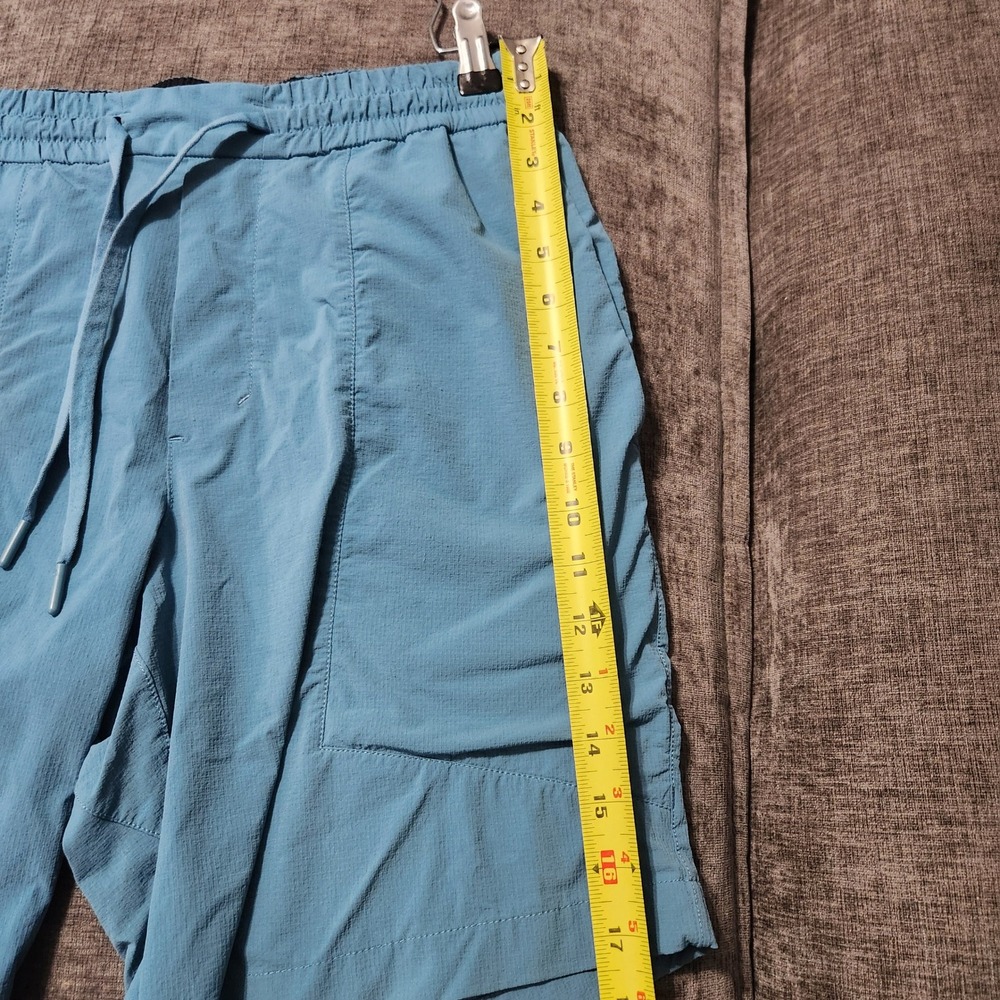 Lululemon BOWLINE Shorts 5" Men's Medium Teal Lightweight Stretch Athleisure - Picture 5 of 7